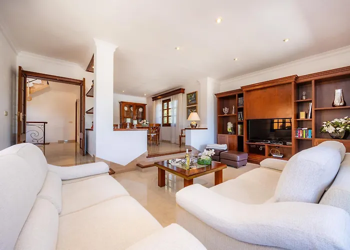 Villa Copinya Blanca